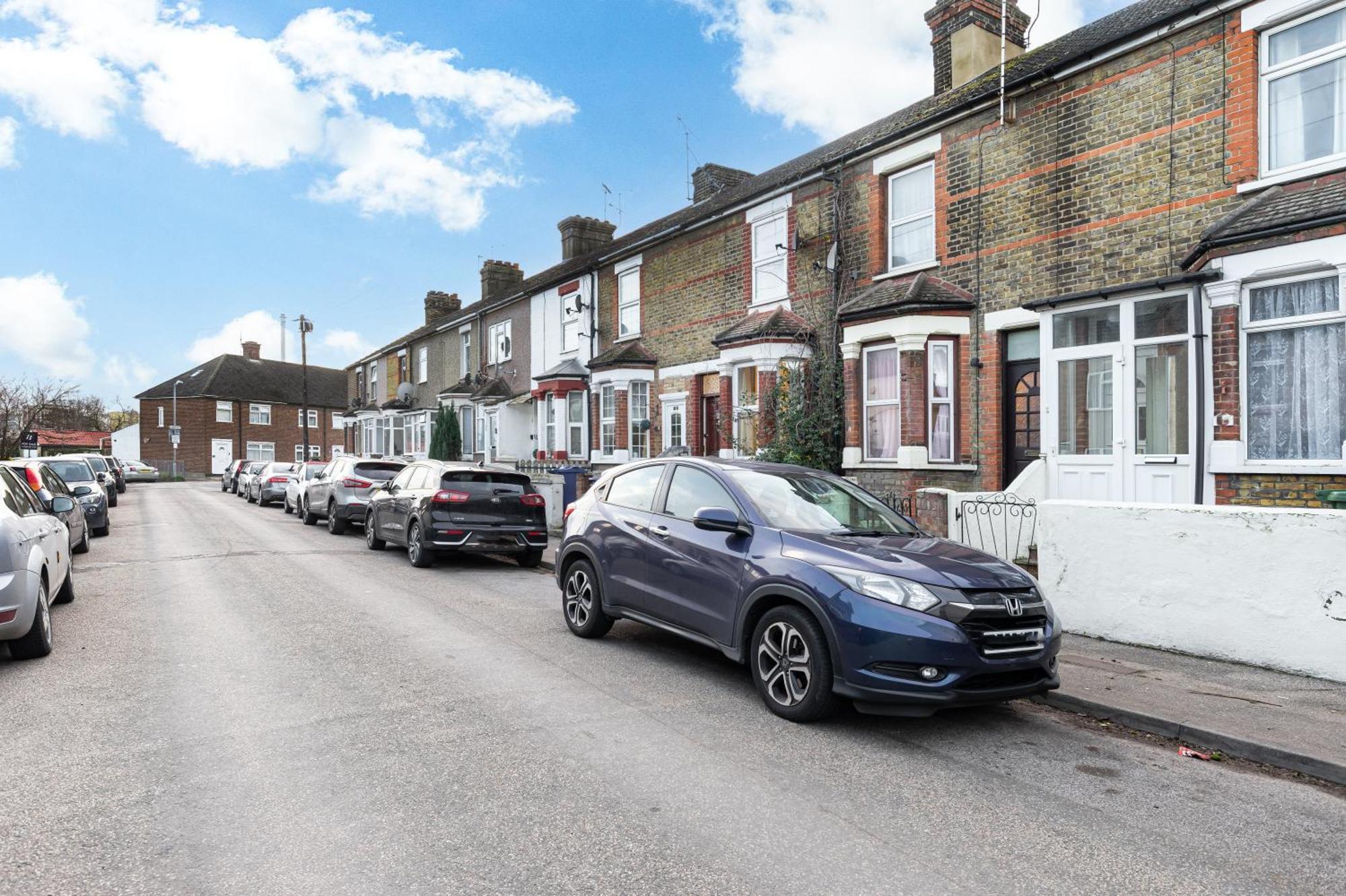 Cosy 2Bed House Close To Station Villa Grays Exterior photo